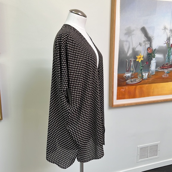 Kimono Style Top - Picture 2 of 5